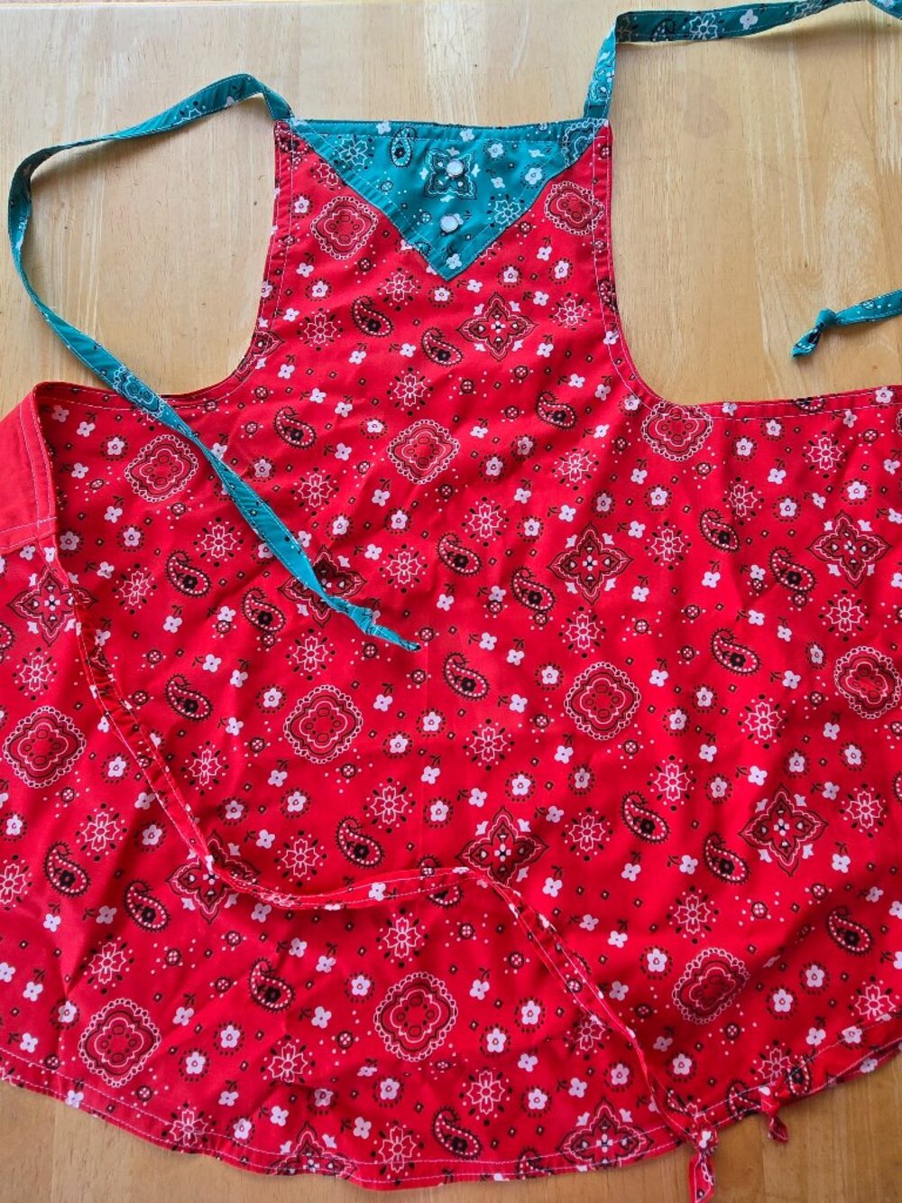 Women's Red Paisley Cotton Kitchen Apron